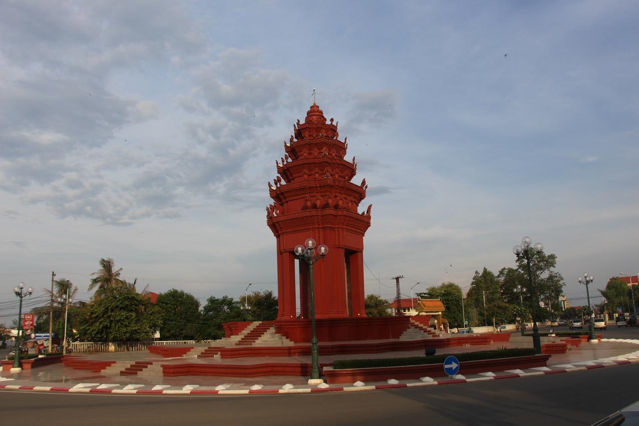 Pama Hotel Kampong Chhnang Exterior foto