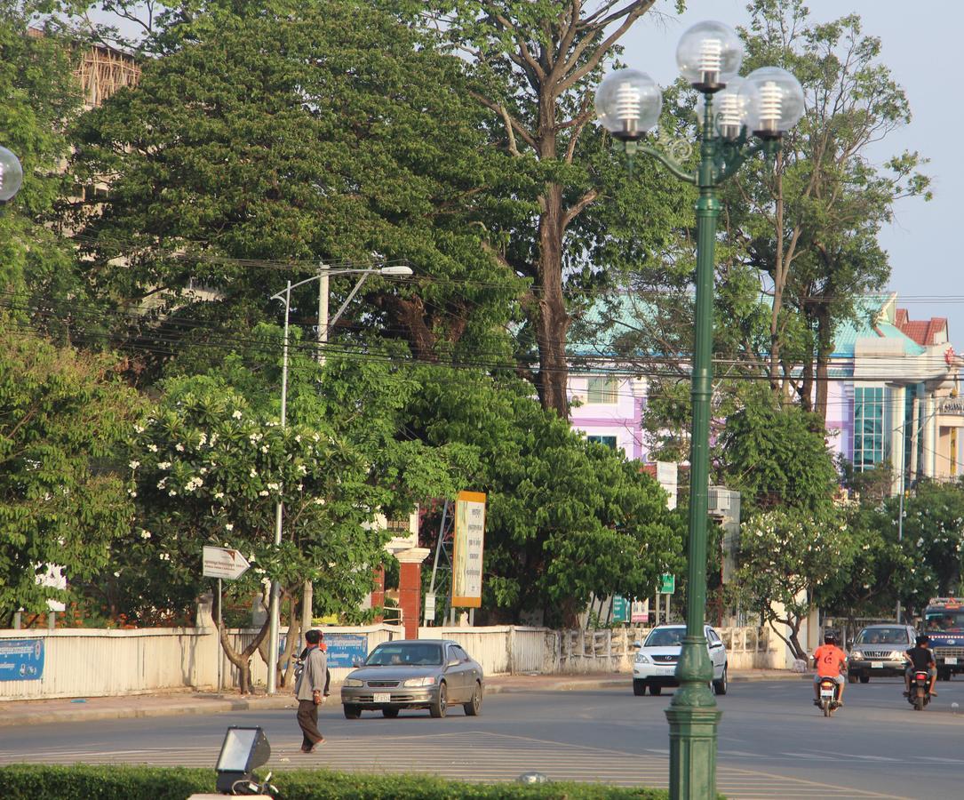 Pama Hotel Kampong Chhnang Exterior foto
